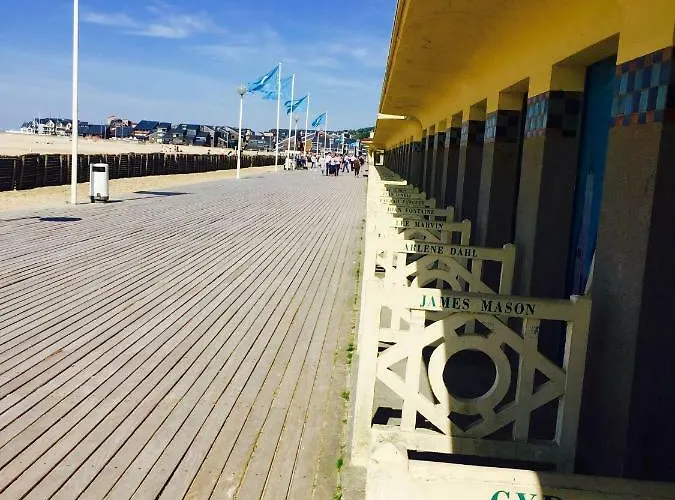 Le Cordier Avec Terrasse A Sur